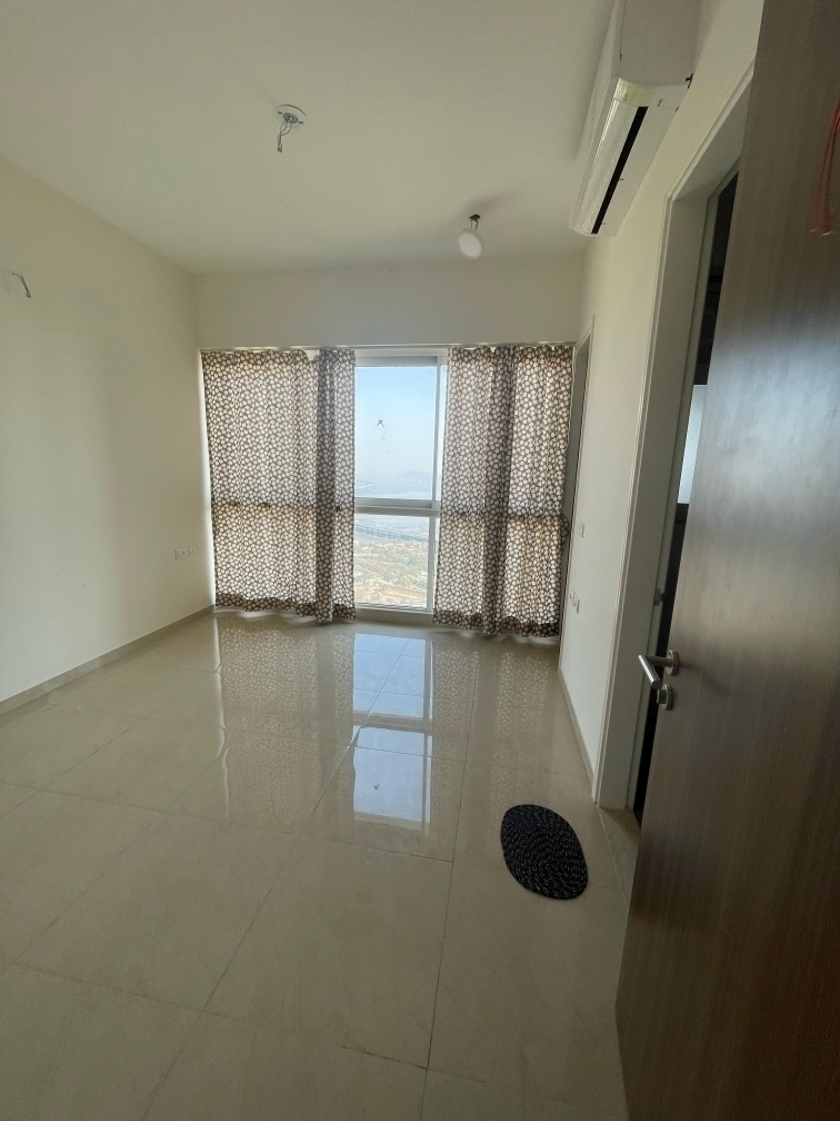 3 BHK Apartment For Sale in LnT Realty Crescent Bay