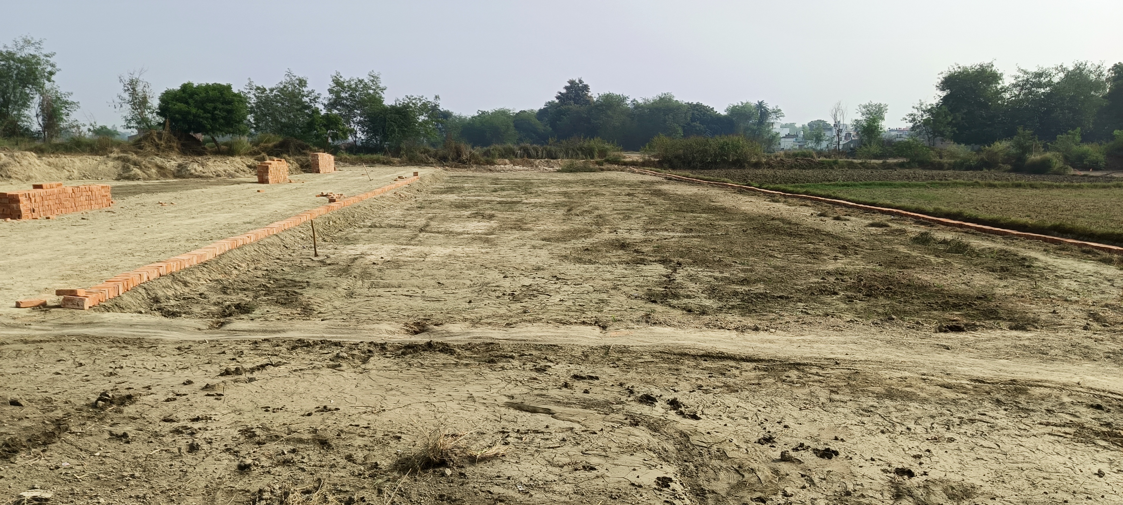 Plot For Sale in Malaak Kisan Path 