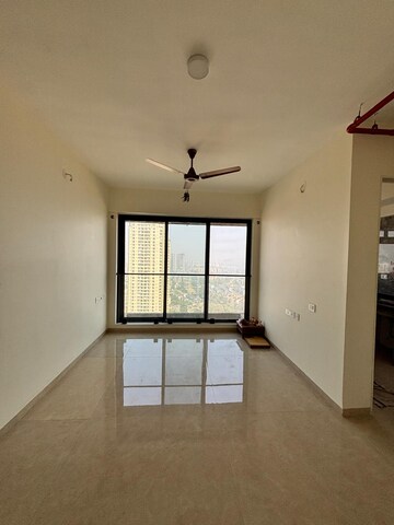 Room in 2 BHK Apartment at Dosti Eastern Bay, Wadala – for Rent