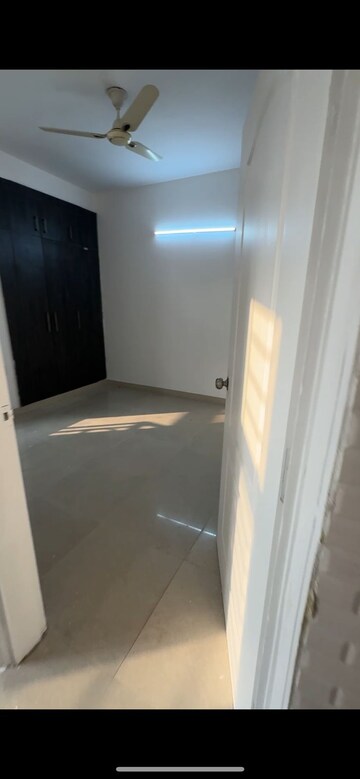 Bathroom in 3 BHK Builder Floor at Omaxe Silver Birch, North Mullanpur – for Sale
