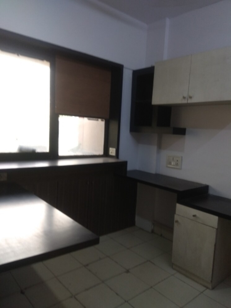 Kitchen, maharani bagh 6+ Bedroom 1850 Sq.Yd. Independent House In Maharani Bagh Delhi 8036534