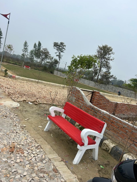 Plot For Sale in Iscon Valley 