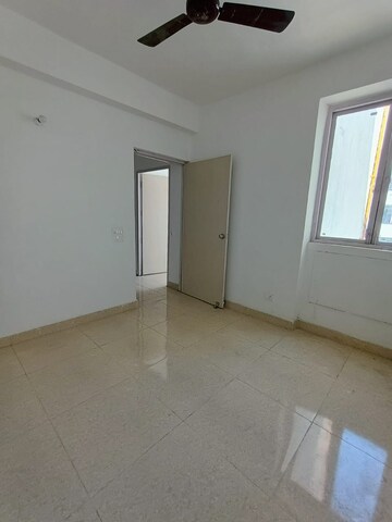 Room in 3 BHK Apartment at Sarvome Shree Homes, Sector 45 – for Rent