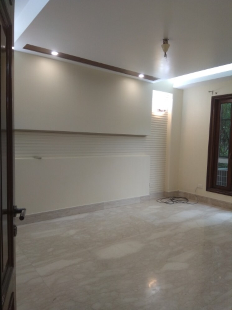 Room, maharani bagh 6 Bedroom 1080 Sq.Yd. Independent House In Maharani Bagh Delhi 8036584