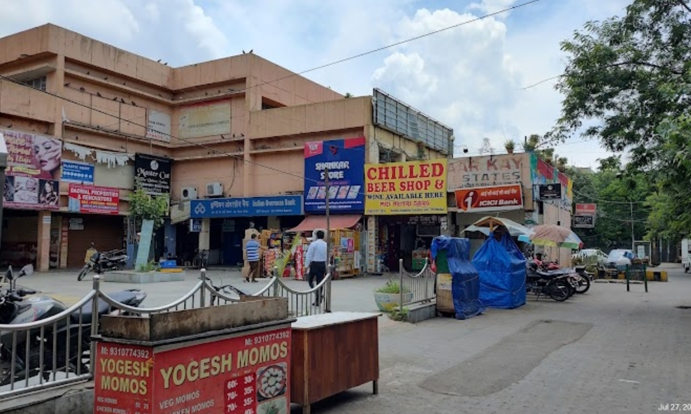 Retail Shop For Sale in Sandeep 