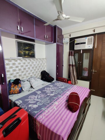 Bedroom in 2 BHK Builder Floor at Mehrauli – for Rent