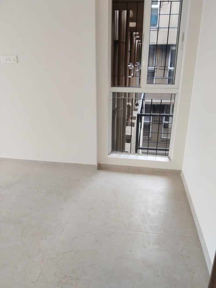 Room, dosti-oro-67 1 Bedroom 457 Sq.Ft. Apartment In Kandivali West Mumbai 8036683