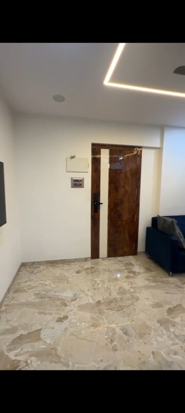 Room in 2 BHK Apartment at United Park, Jogeshwari West – for Sale
