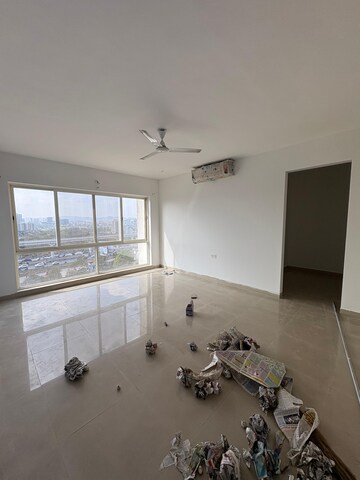 Room in 3.5 BHK Apartment at Marvel Cascada, Balewadi – for Rent