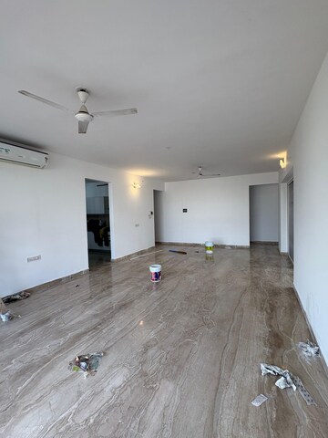 Room in 3.5 BHK Apartment at Marvel Cascada, Balewadi – for Rent