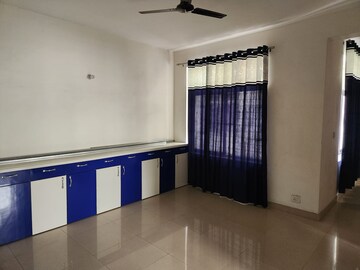 Room in 3 BHK Apartment at Ansal API Palm Floors, Sushant Golf City – for Rent