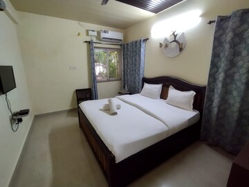 Bedroom in 3 BHK Villa at Assagao – for Rent