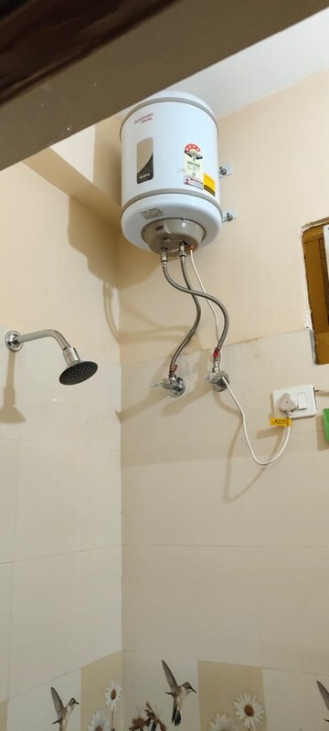 Furnished Amenities in 2 BHK Independent House at Gomti Nagar – for Rent