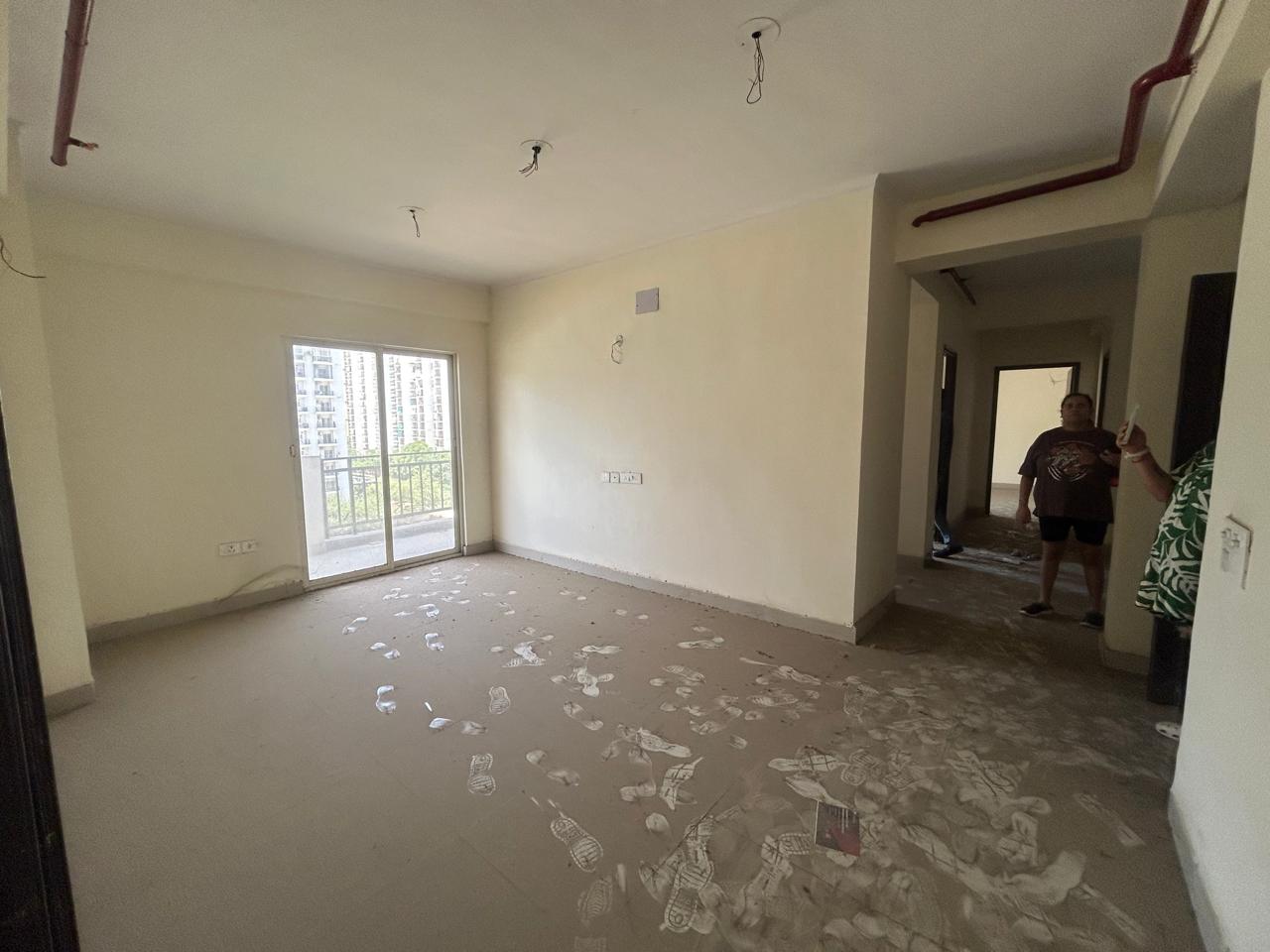 2.5 BHK + Pooja Room,Servant Room,Study Room,Extra Room Apartment For Sale in Gardenia Gateway