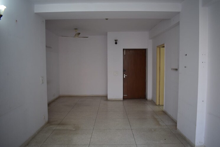 Room, chd-avenue-71 4 Bedroom 2193 Sq.Ft. Apartment In Sector 71 Gurgaon 8036822