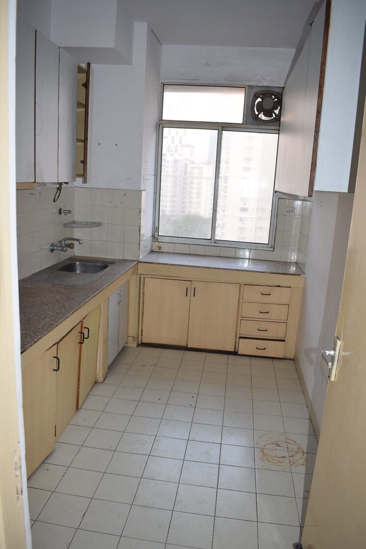 Kitchen, chd-avenue-71 4 Bedroom 2193 Sq.Ft. Apartment In Sector 71 Gurgaon 8036822