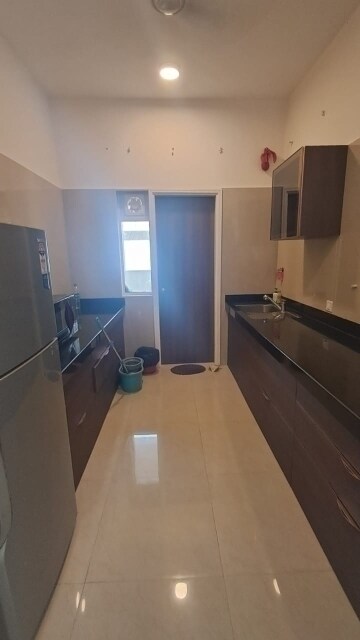 Master Bedroom in 3 BHK Apartment at LnT Realty Crescent Bay, Parel – for Sale