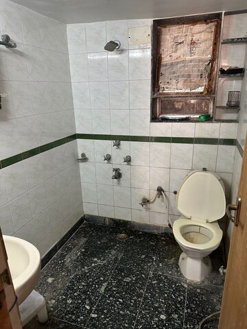 Bathroom in 3 BHK Apartment at Juhu – for Rent