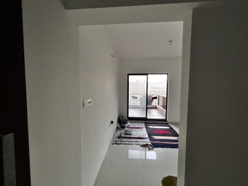 Furnished Amenities in 3 BHK Apartment at Shapoorji Pallonji Sensorium, Hinjewadi – for Rent