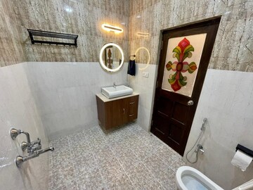 Attached Bathroom in 3 BHK Villa at Saligao – for Rent