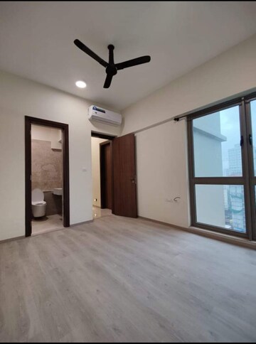 Master Bedroom in 3 BHK Apartment at Sheth Auris Serenity Tower 3, Malad West – for Sale