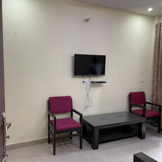 1 BHK Apartment For Rent in DLF City Phase III Dlf Cyber City Gurgaon  8036873