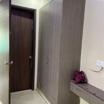 Bathroom in 1 BHK Apartment at DLF City Phase III, Dlf Cyber City – for Rent