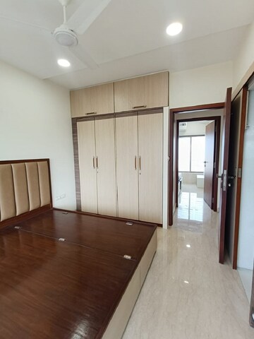 Bedroom in 2 BHK Apartment at Bandra West – for Rent