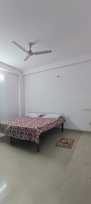 Bedroom in 1 BHK Builder Floor at Chattarpur – for Rent