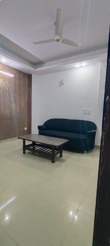 Living Room in 1 BHK Builder Floor at Chattarpur – for Rent