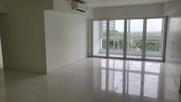 Room in 2 BHK Apartment at Godrej The Trees, Vikhroli East – for Rent