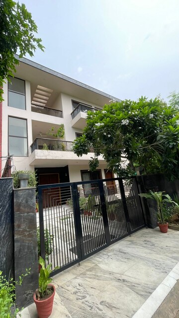 3 BHK Builder Floor – Exterior View View at Unitech South City 1, South City 1 - for Sale