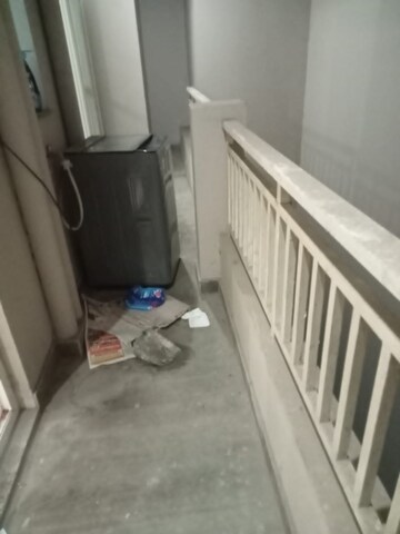 Balcony in 2 BHK Builder Floor at Sector 40 – for Rent