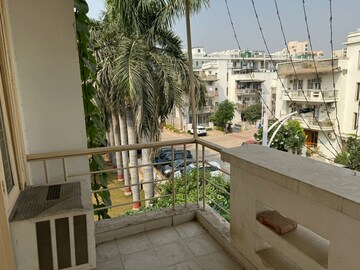 Balcony in 4 BHK Builder Floor at M2K The White House, Sector 57 – for Rent