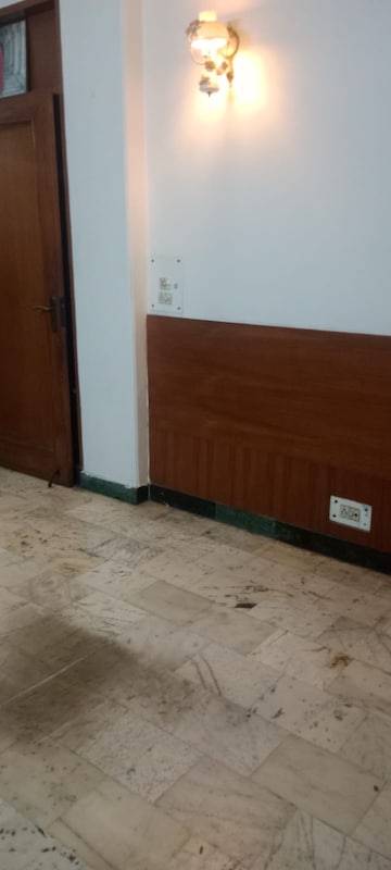 2 BHK Builder Floor For Rent in Greater Kailash ii Delhi  8037087