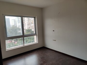Room in 2 BHK Apartment at VTP Solitarie, Baner – for Rent