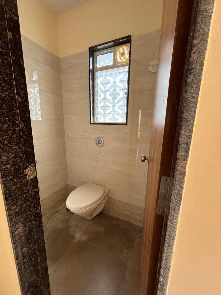 Bathroom, prime-classic 1 Bedroom 423 Sq.Ft. Apartment In Dahisar West Mumbai 8037154
