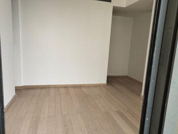 Room in 3 BHK Apartment at Lodha New Cuffe Parade, Wadala – for Rent