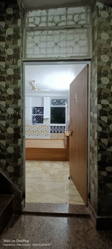 Bathroom in 1 RK Builder Floor at Katwaria Sarai – for Rent