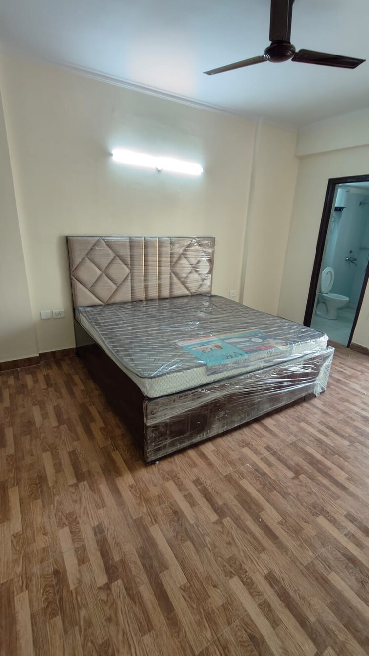 Bedroom, futec-gateway 3.5 Bedroom 1700 Sq.Ft. Apartment In Sector 75 Noida 8037209