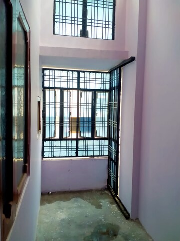 Room in 1.5 BHK Independent House at Vikas Nagar – for Rent