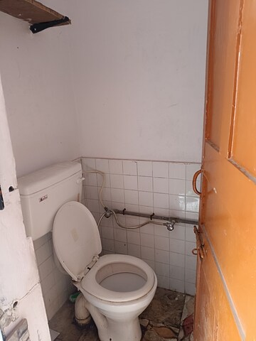 1.5 BHK Independent House For Rent in Vikas Nagar