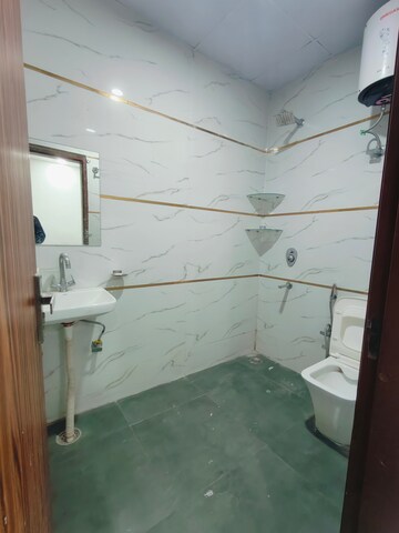 Bathroom in 1 BHK Builder Floor at Ansal Sushant Lok I, Sector 43 – for Rent