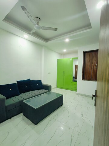 Bedroom in 1 BHK Builder Floor at Ansal Sushant Lok I, Sector 43 – for Rent