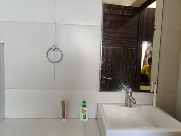 Bathroom in 3 BHK Apartment at Group Seven Rushi Heights, Goregaon East – for Rent