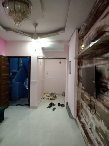Master Bedroom in 2.5 BHK Apartment at Paschim Vihar – for Sale