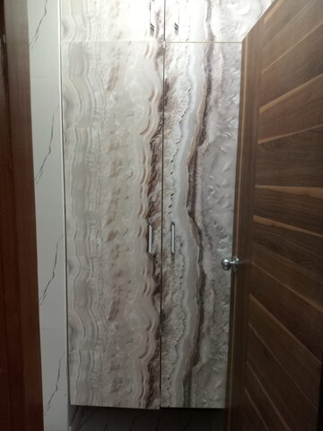 Bathroom in 1.5 BHK Apartment at Paschim Vihar – for Rent