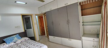 Bedroom in 2 BHK Apartment at Juhu – for Rent