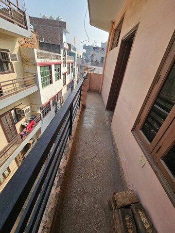 Balcony in 2 BHK Builder Floor at Patel Nagar – for Rent