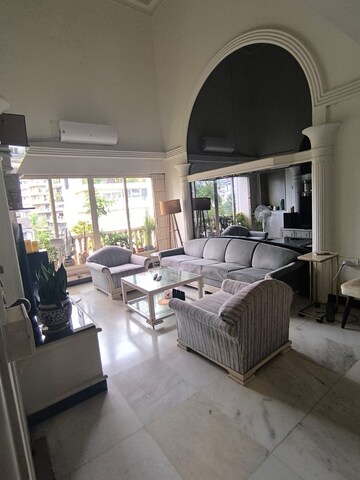 Living Room in 3 BHK Apartment at Milton Apartment, Santacruz West – for Rent